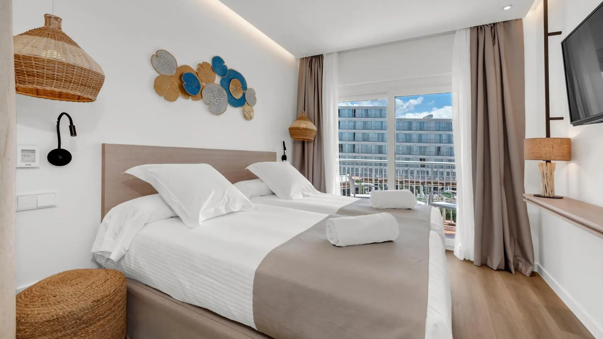 Valentin Grand Park Suite Hotel Peguera İspanya