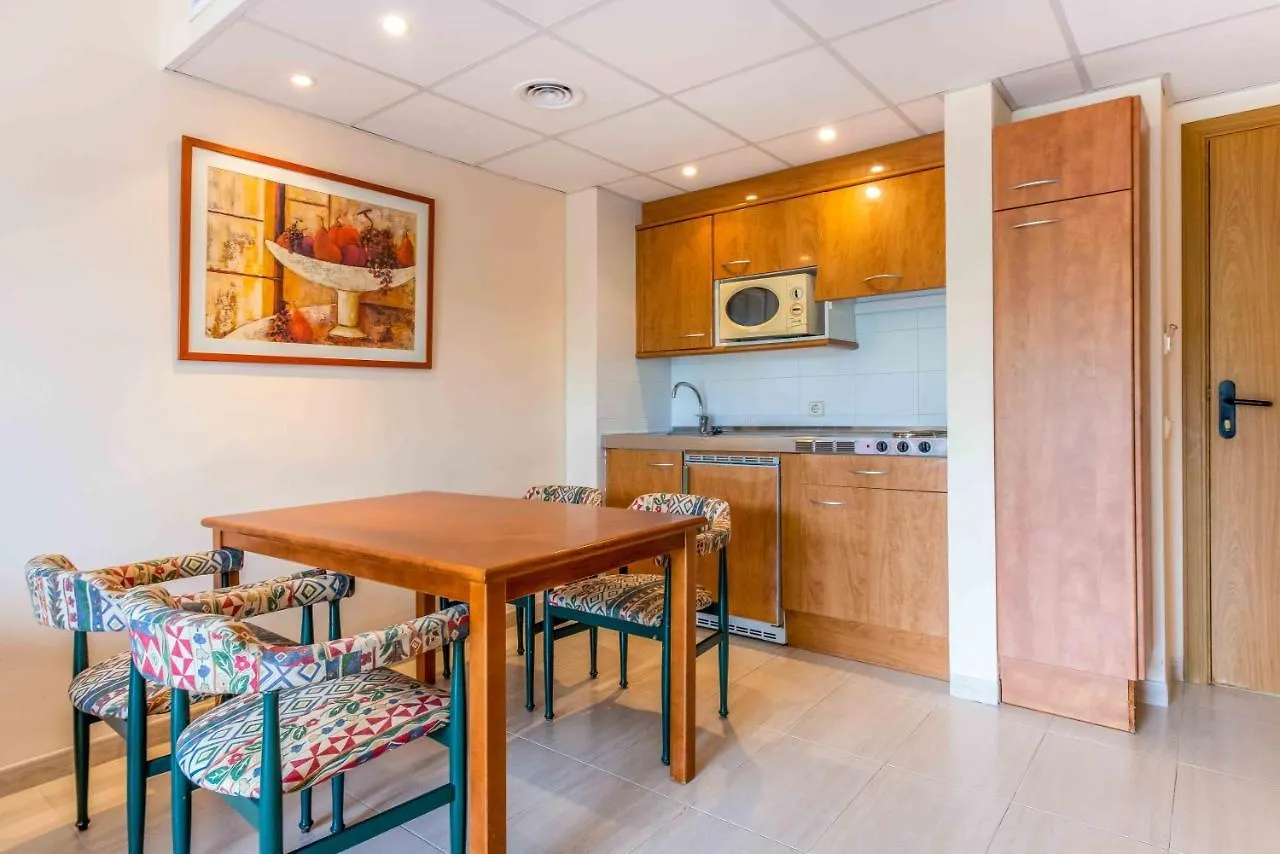 Valentin Grand Park Suite Hotel Пегера