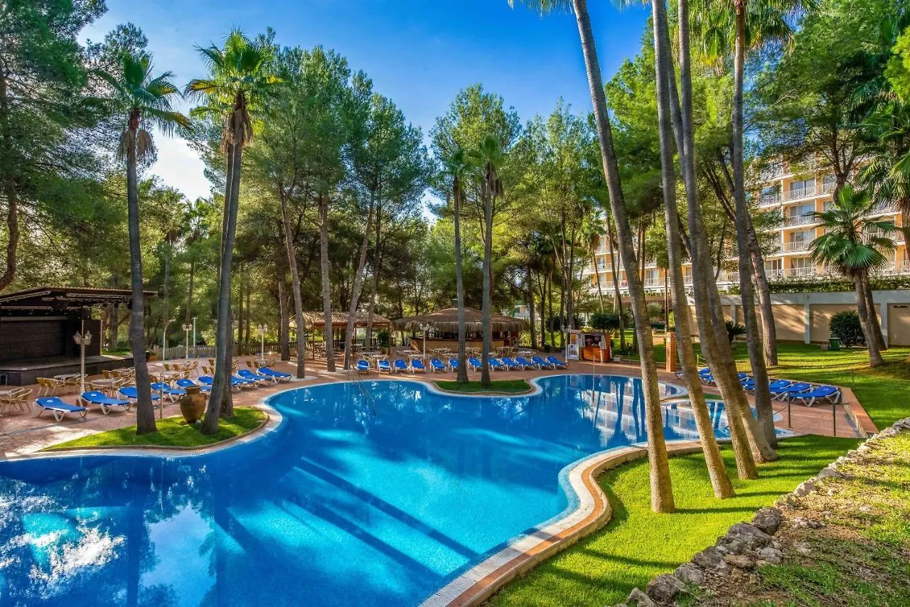 Valentin Grand Park Suite Hotel Пегера
