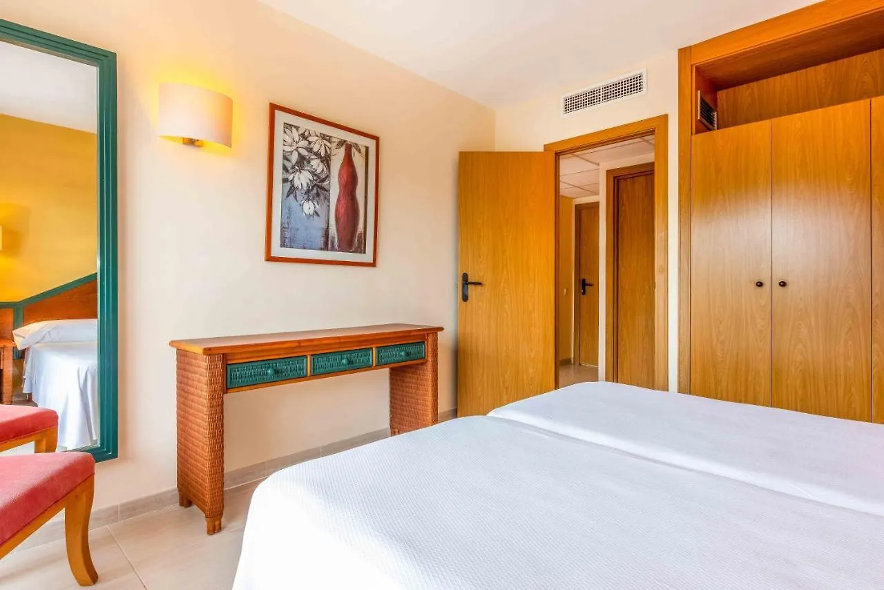 Valentin Grand Park Suite Hotel Пегера